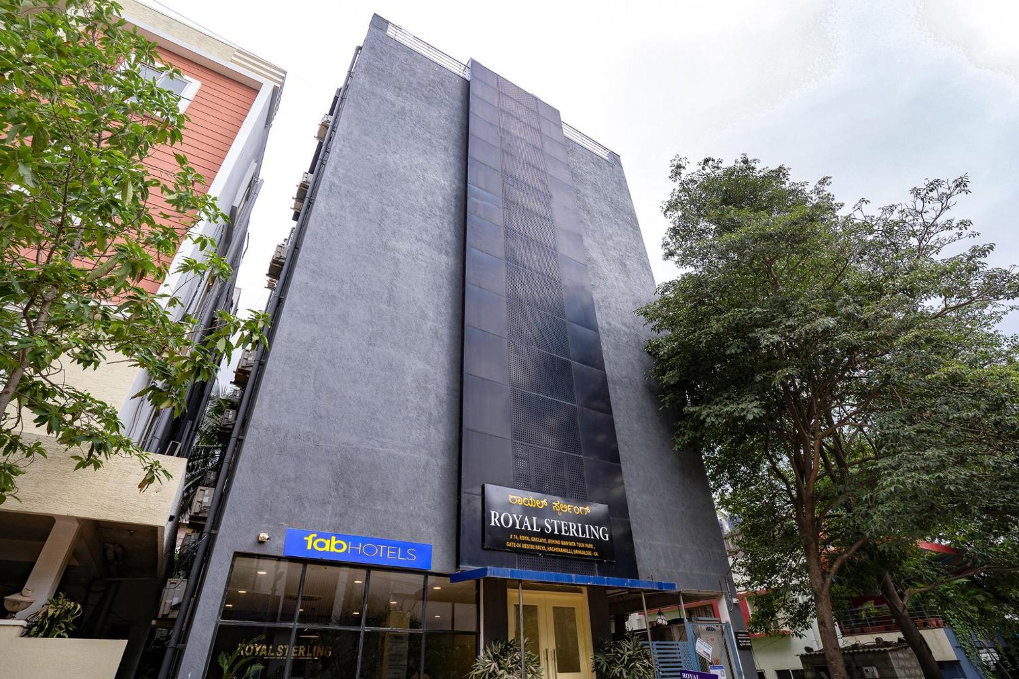 Fabhotel Royal Sterling- Manyata Tech Park Bangalore Exterior foto